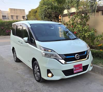 NISSAN SERENA E POWER HIGHWAY STAR