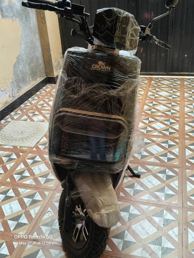 Crown Firefly Scooty For Sale lithium battery