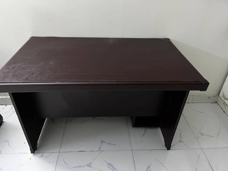wooden computer table 0