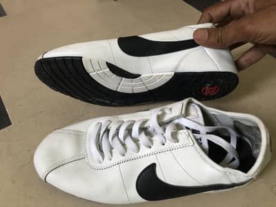 Nike shoes size 7