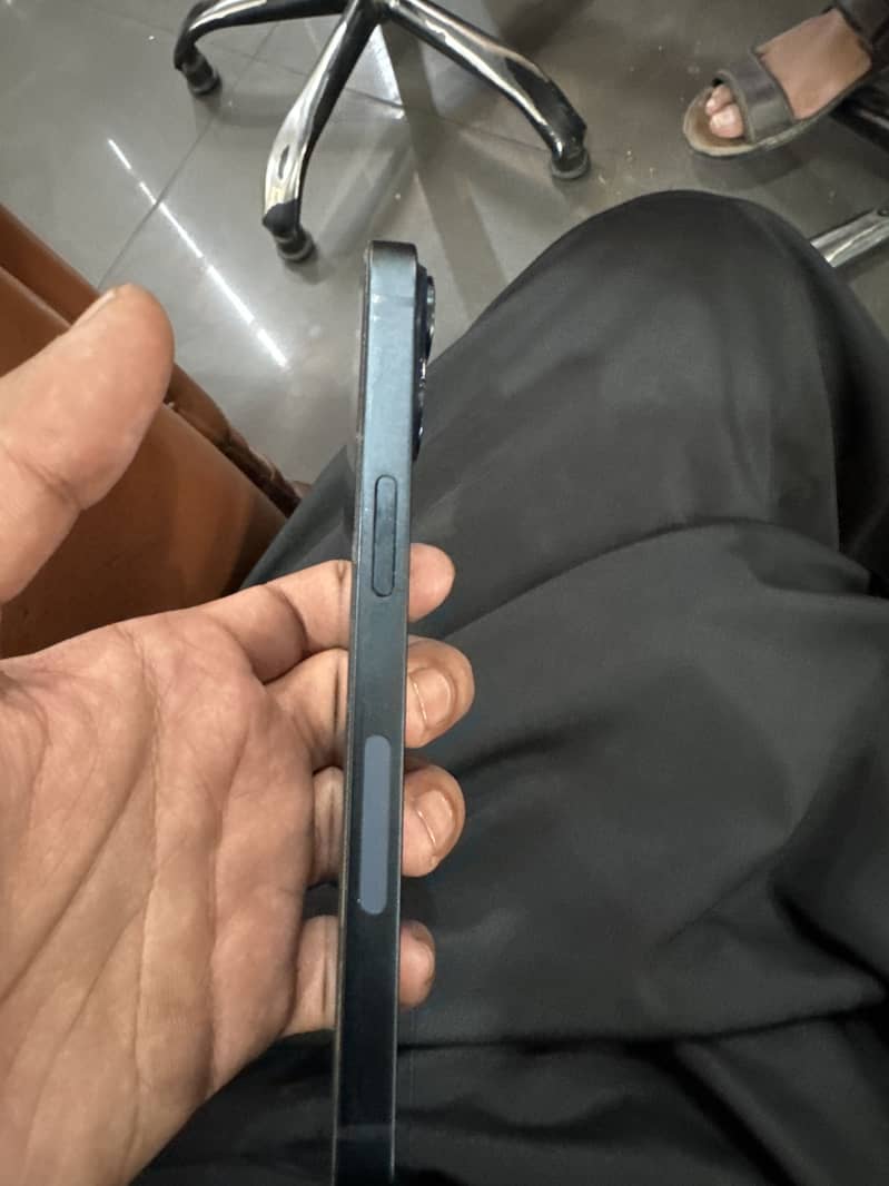 IPhone 14 2