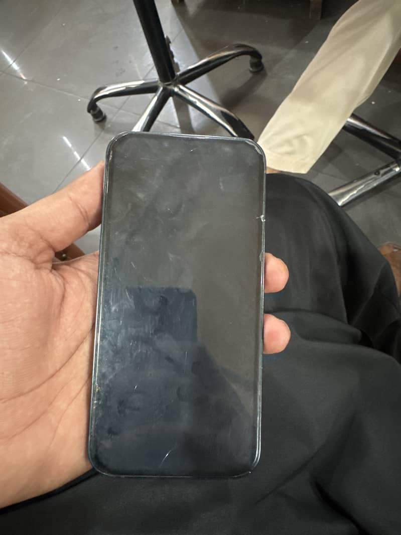 IPhone 14 4