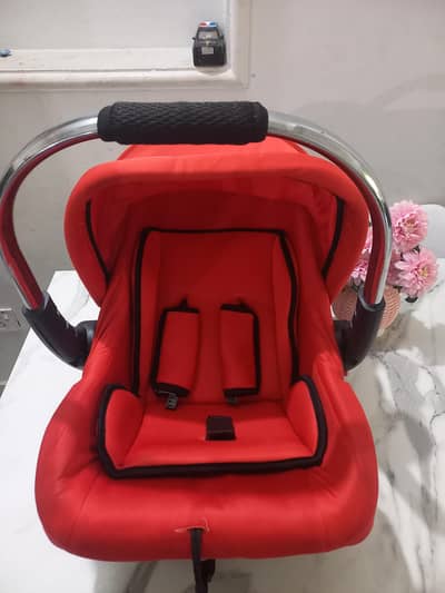 Baby Carry Cot / Seat