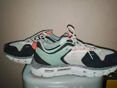 Thrifted American Imported Shoes On Different Sizes Mentioned