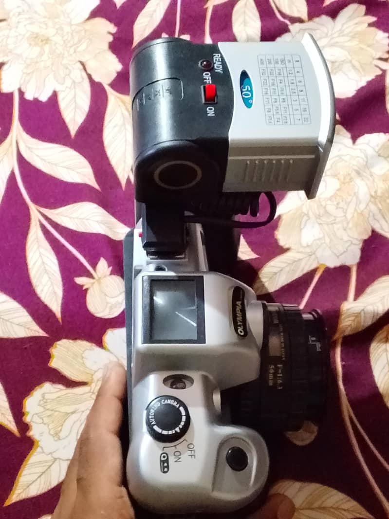 olampus D2000a 1