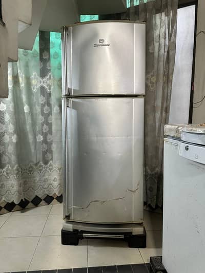 Refrigerator/ fridge