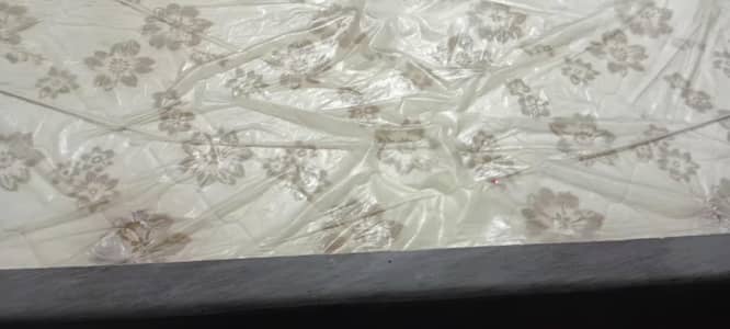 lasani  walo ka  bed set for sale  gud condetion  with metres