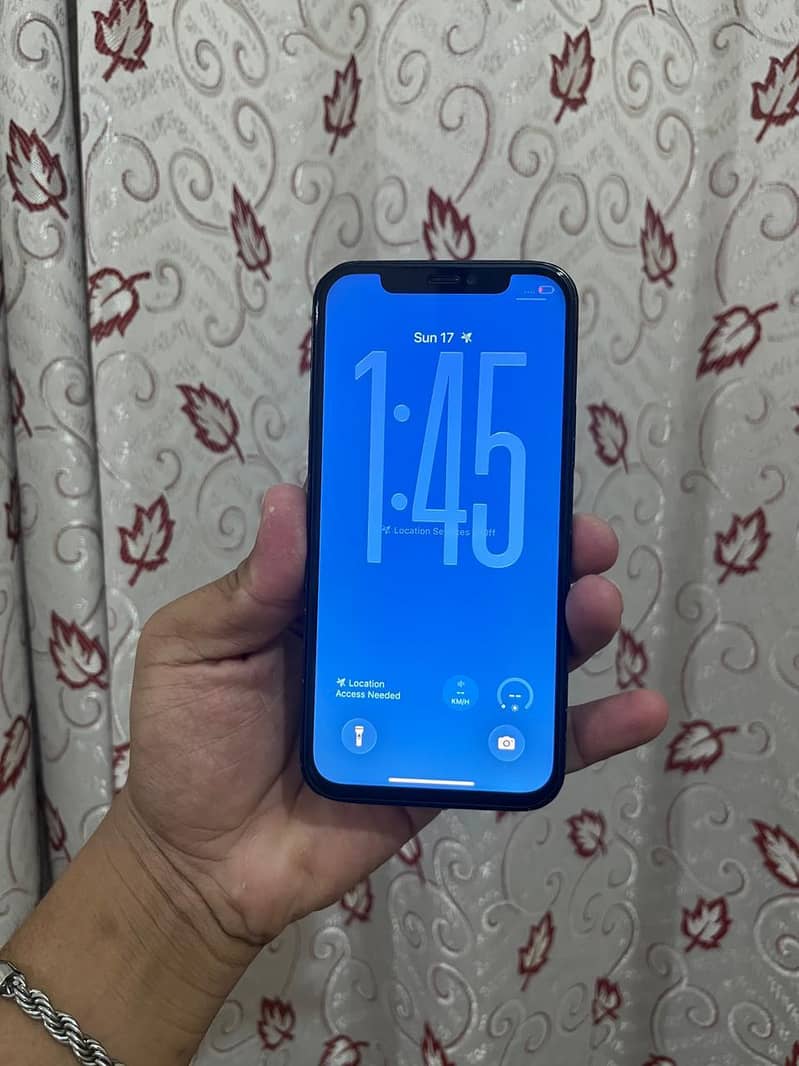 iphone 12 4