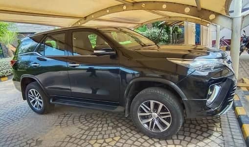 Self Drive Land Cruiser Prado Fortuner Revo Vigo Civic Corolla