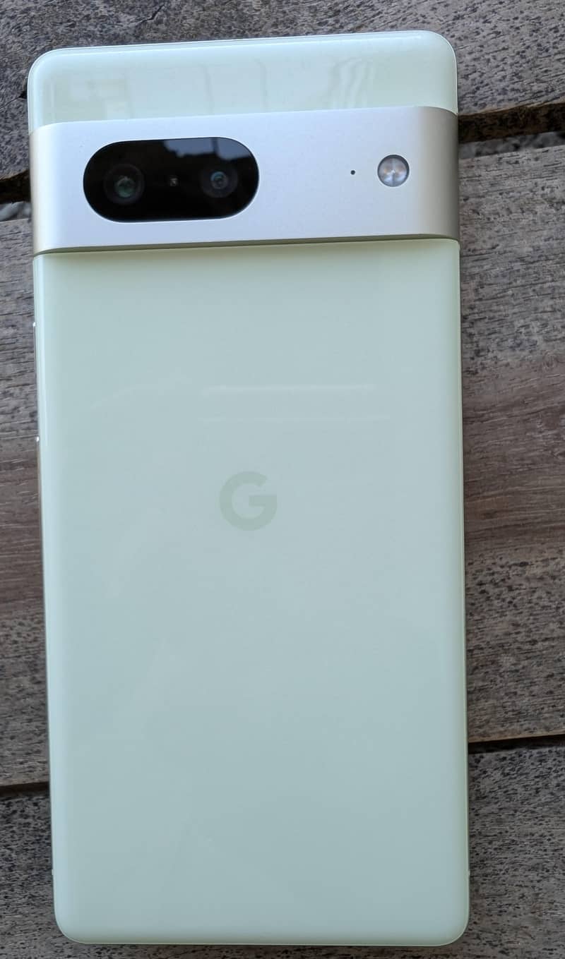 Google pixel 7 4