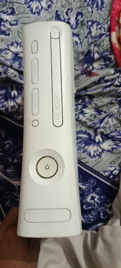 micorocsft Xbox jasper 10/10 condition working prefectly fine