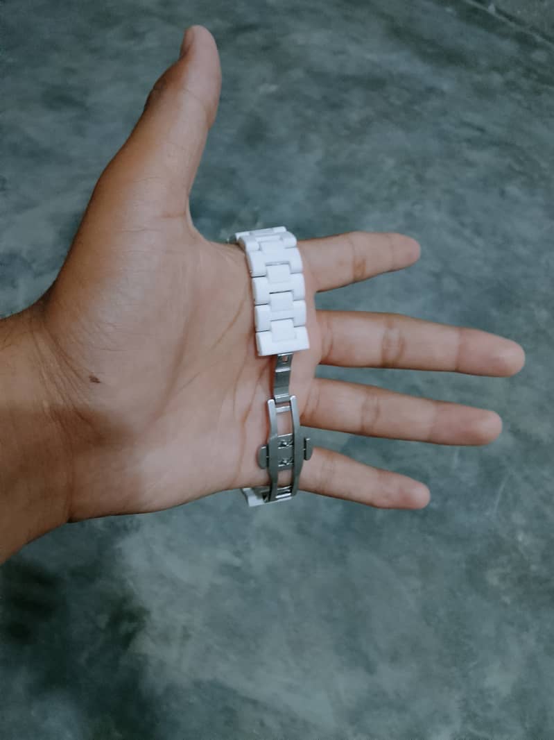 watch 1