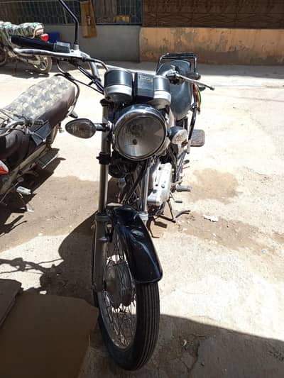 Suzuki GS150 2023 03122160402