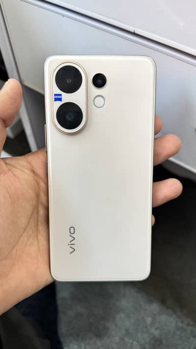 V60 5G ~ 256GB