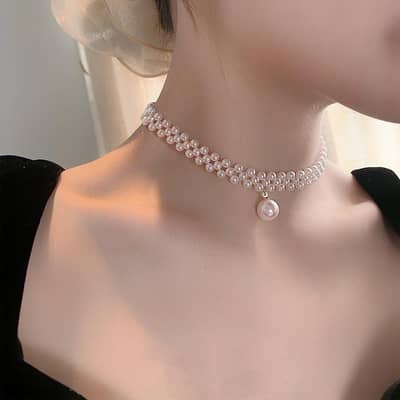 white pearl choker Adjustable