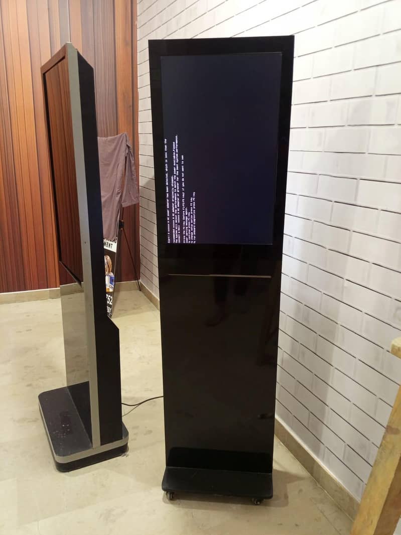 digital standee 1