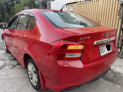 O3Ol78O5593 1st hand family use Honda city automatic 1300cc