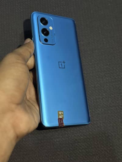 One plus 9 5G Dual sim 12/256