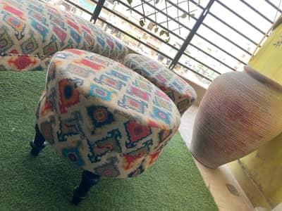 Ottoman (Stool with Setti)