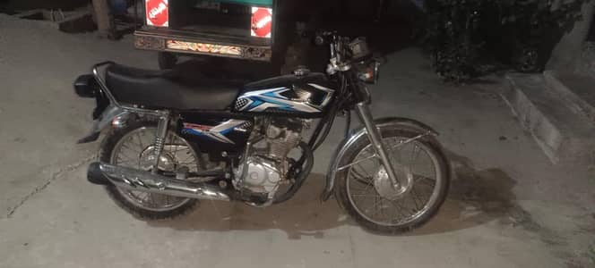 | Honda | CG 125 | Model 2023 | Condition 10/10 |