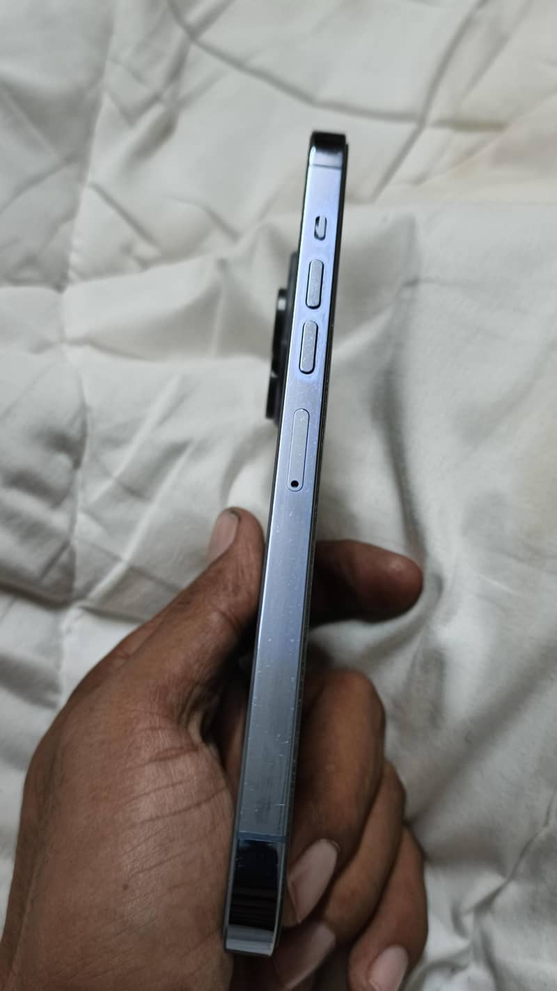IPhone 13 Pro Max 1