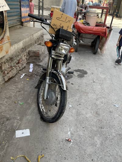 Honda CG 125 2024