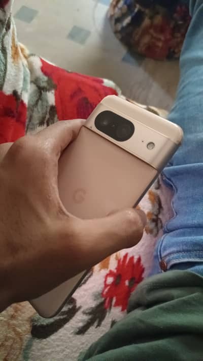 Google Pixel 8 urgent