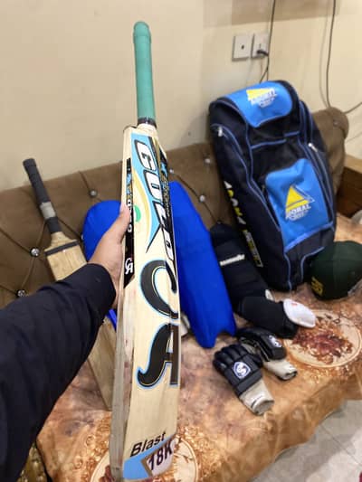 Cricket kit with 2 bats and side arm