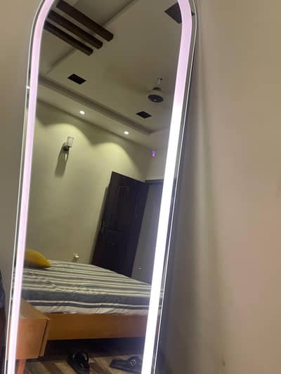 6 inch brand new mirror with lights