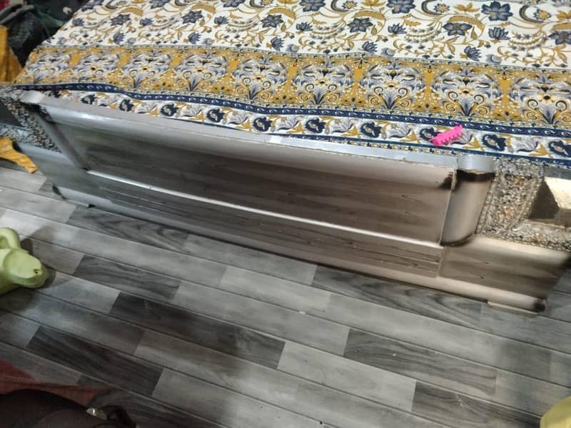 Double Bed 4