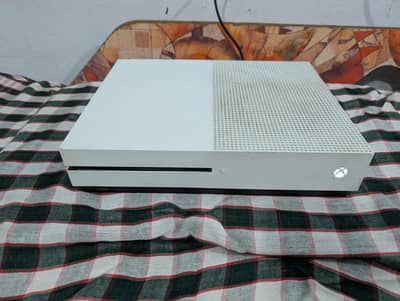 Xbox One S | Urgent Sale | Excellent Condition
