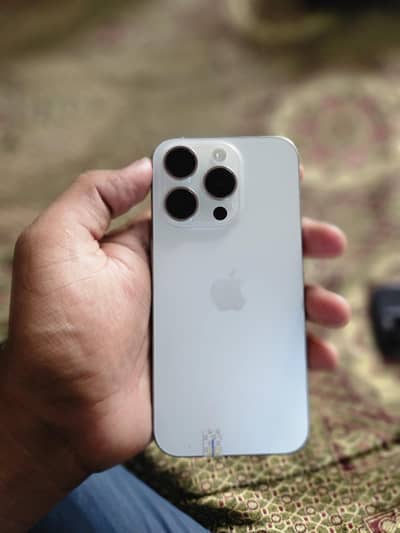 iPhone 15 pro [jv] 128 gb