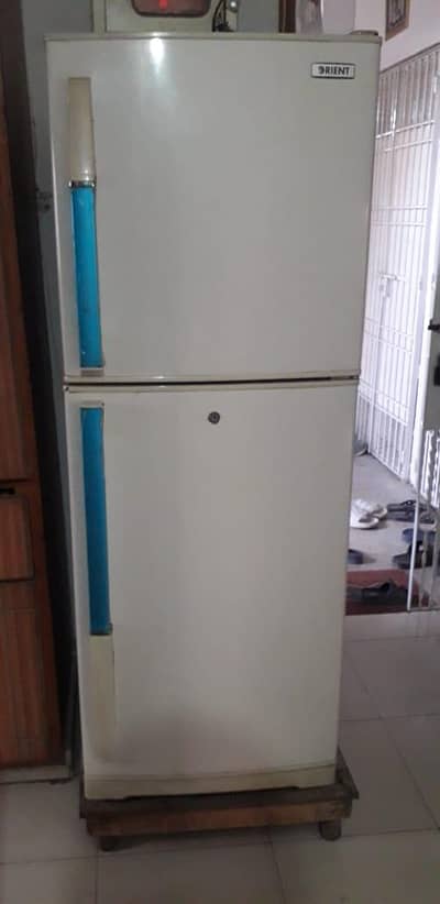orient refrigerator in good working condition