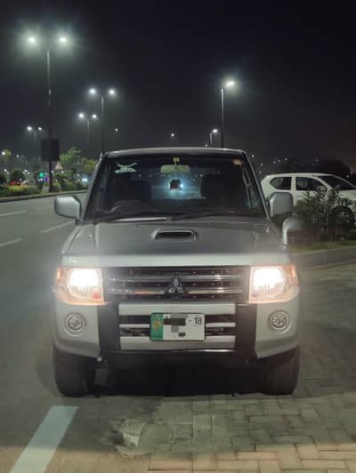 Mitsubishi Mini Pajero Antique Piece | Neat & Clean