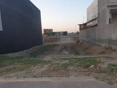 Diamond Block Full Possession Paid 5 Marla Residential Plot At Attractive Location