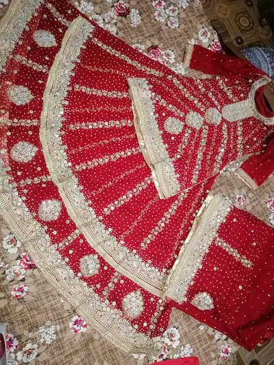 heavy bridal lehnga