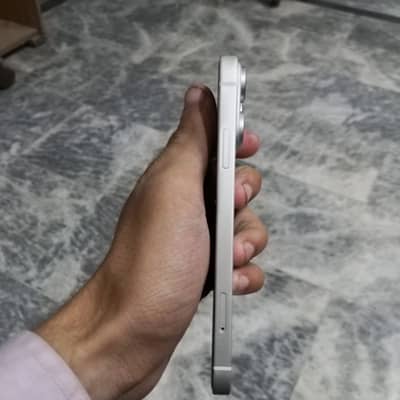Iphone xr pta approved dubai body converted