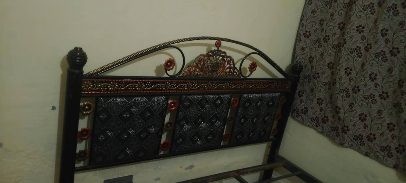 Iron bed 1