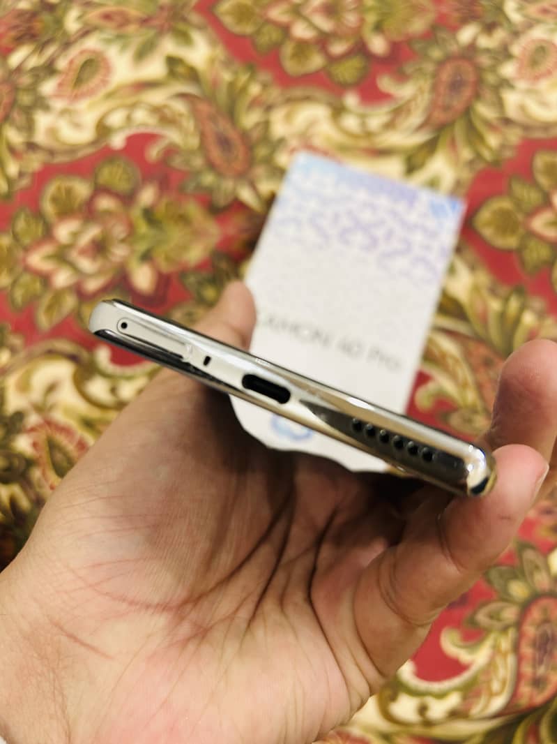 Tecno CAMON 40 Pro 5