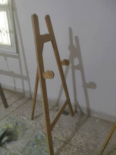 Easel white board shelf