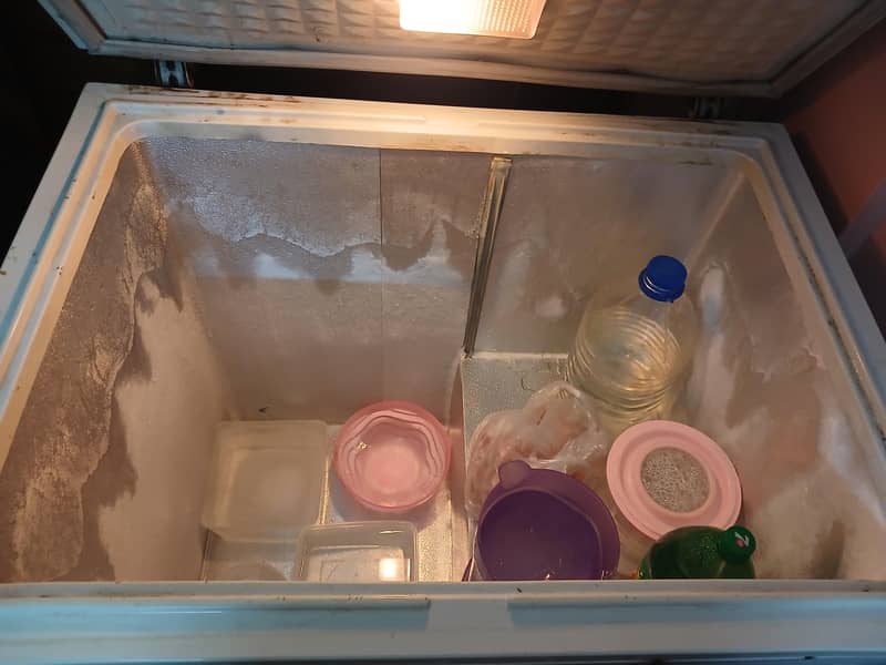 Dawlance Deepfreezer 3