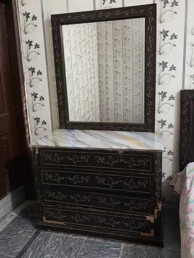 Bed Dressing Table Mirror  Wooden Sofa