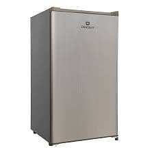 Like New Dawlance DSD 4890 Silver Mini Fridge – Still Under Warranty