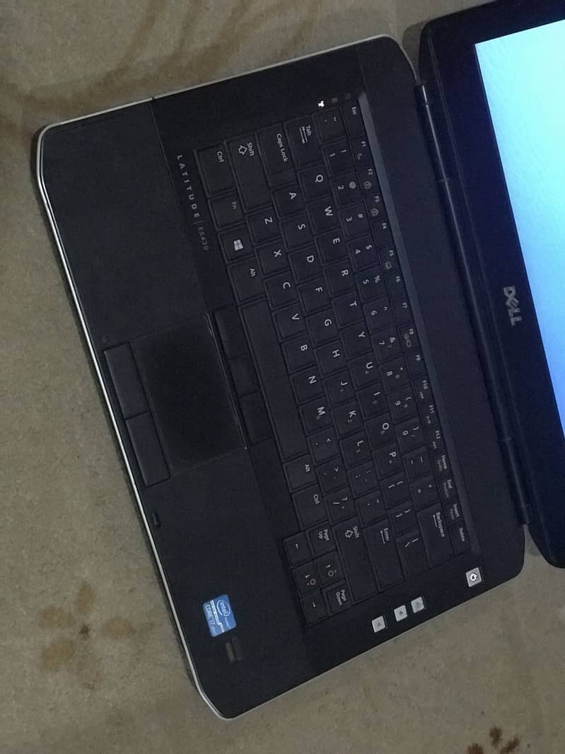 Latitude E5430 5