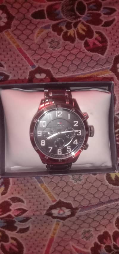 Premium Tommy Hilfiger Watch – Like New, Urgent Sale