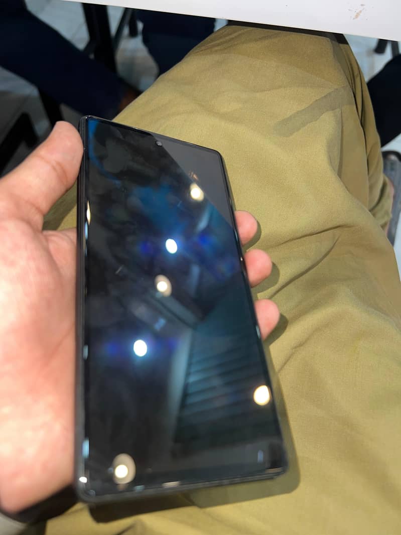 Google Pixel 6 5