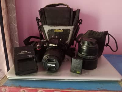 Nikkon D3200 with 2 lens