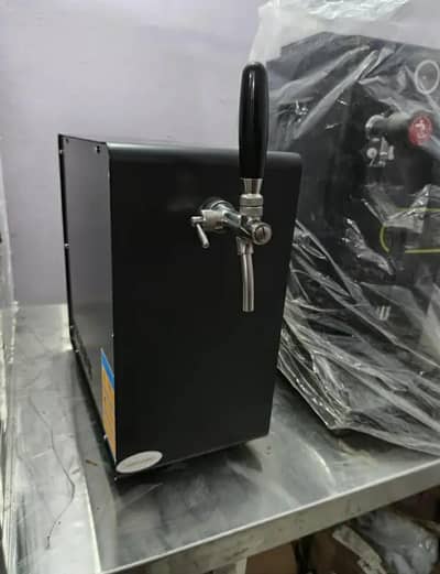 Soda Macine commercial for shops imported 400g capacity at a time.