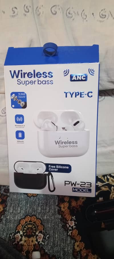 wireless super bass free slecon cover