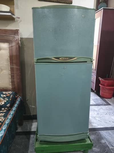 Waves Refrigerator in  Good Working Conditions